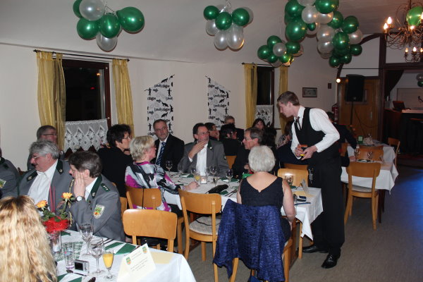 Ball_2012_04