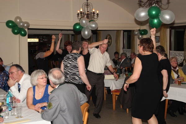 Ball_2013_04